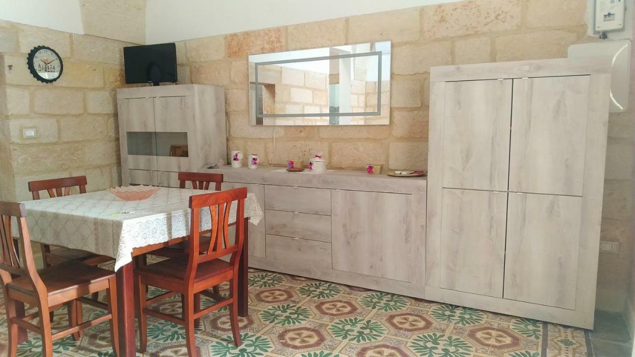La Terrazza Sul Castello Apartment Palmariggi Bagian luar foto