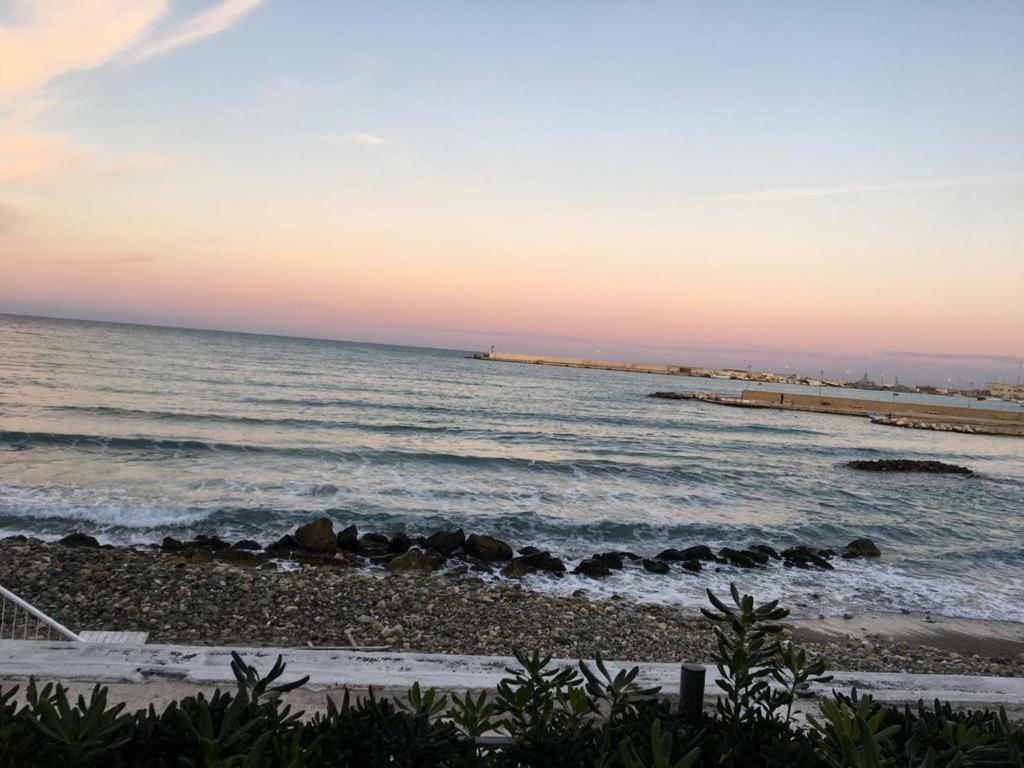 La Terrazza Sul Castello Apartment Palmariggi Bagian luar foto